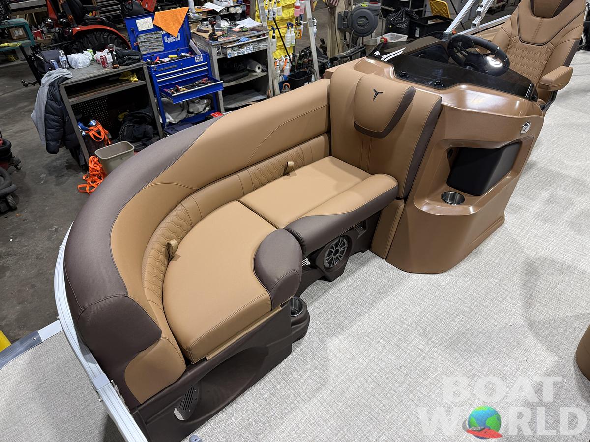 2026 Tahoe Pontoons LTZ 2185 Cruise Rear Bench (CRB) 