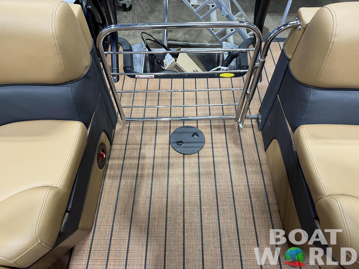 2026 Bentley Elite 223 Admiral Quad Lounge Tritoon $63995