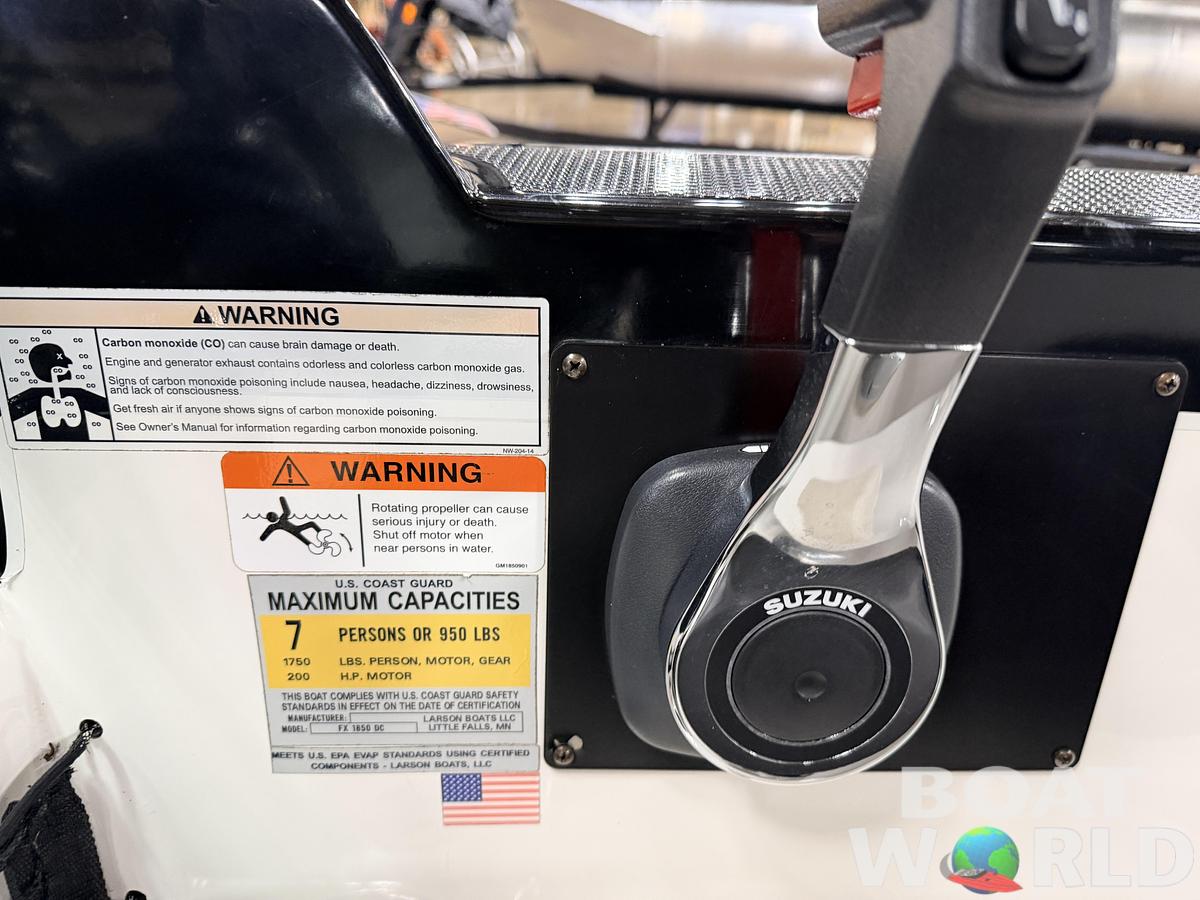 Used 2016 Larson FX 1850 DC Fiberglass Fishing Boat