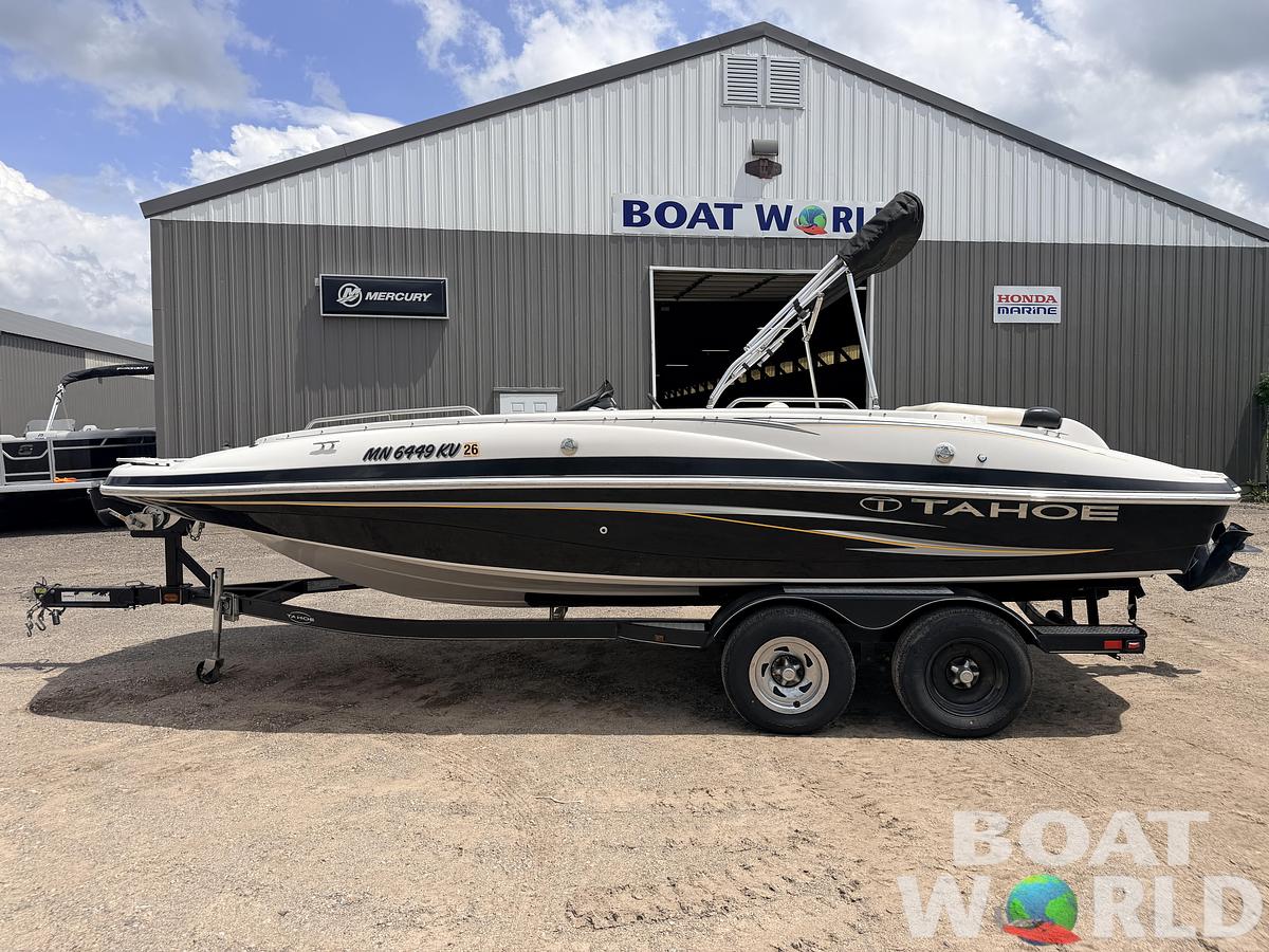 Used 2011 Tahoe 215 Xi Deck Boat & 220HP Mercruiser V8 -$17,995
