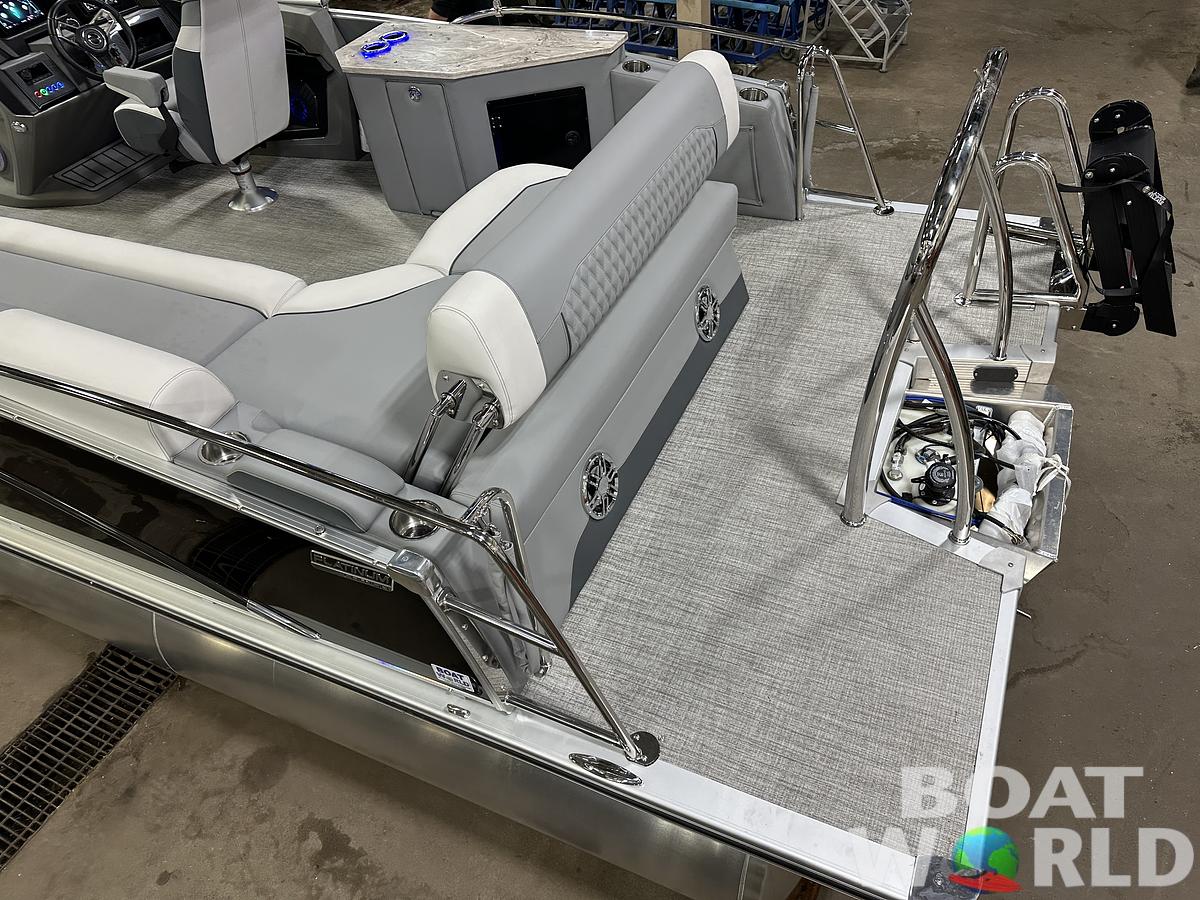 2025 Tahoe Pontoons Cascade 2385 Cruise Rear Bench (CRB) & Honda 4-Stroke EFI