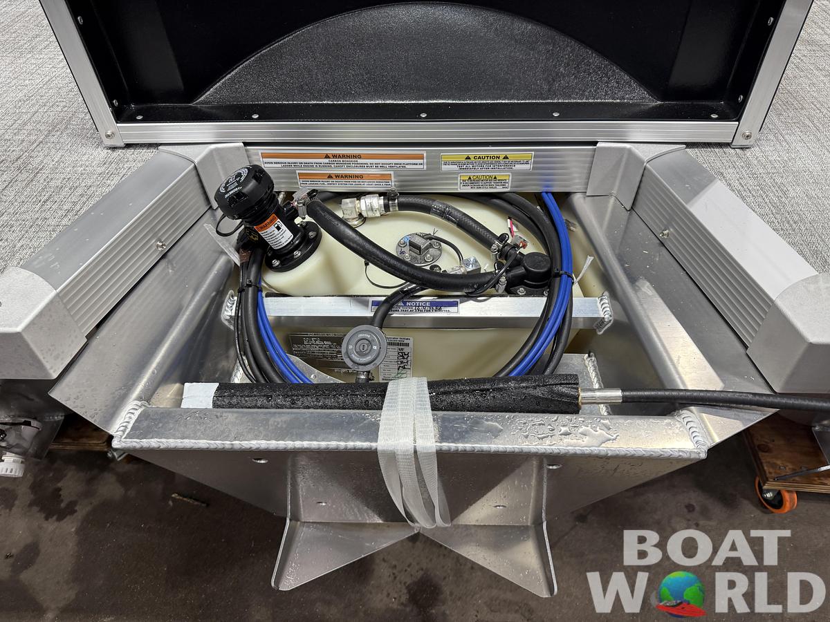 2026 Tahoe Pontoons Sport 2185 Rear Fish 