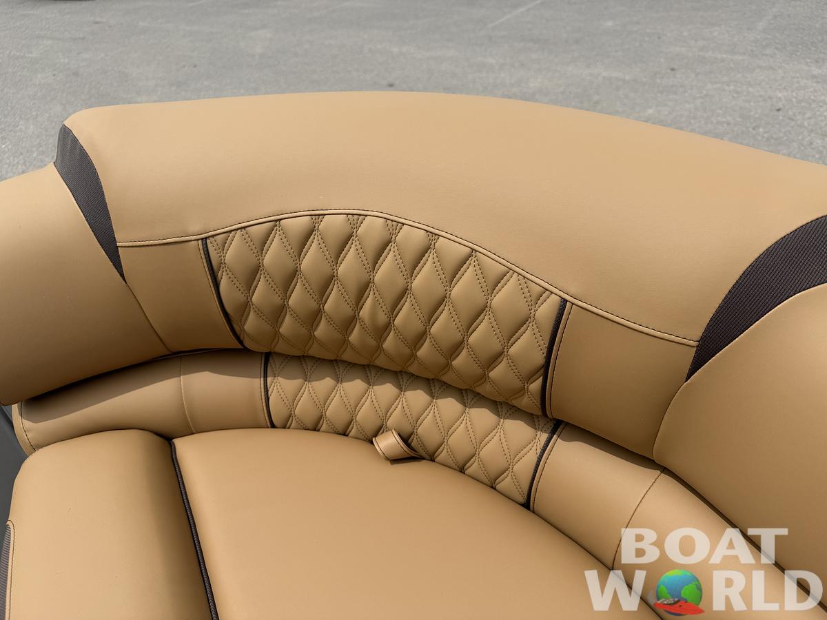 2025 Tahoe Pontoons Cascade 2385 Quad Lounge Shift Tritoon & Honda 4-Stroke EFI