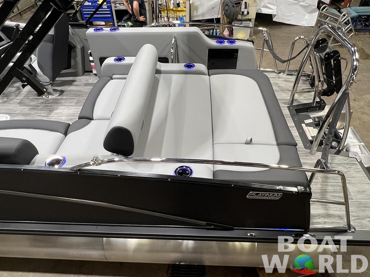 2026 Tahoe Pontoons Cascade 2385 Swingback (VRB) Tritoon