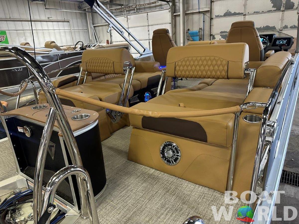 2025 Tahoe Pontoons Cascade 2385 Quad Lounge Shift SS & Honda 4-Stroke EFI