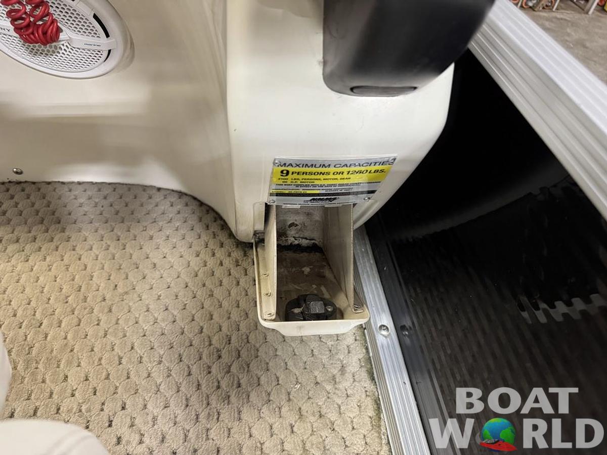 Used 2006 Bennington 2050 GS Pontoon