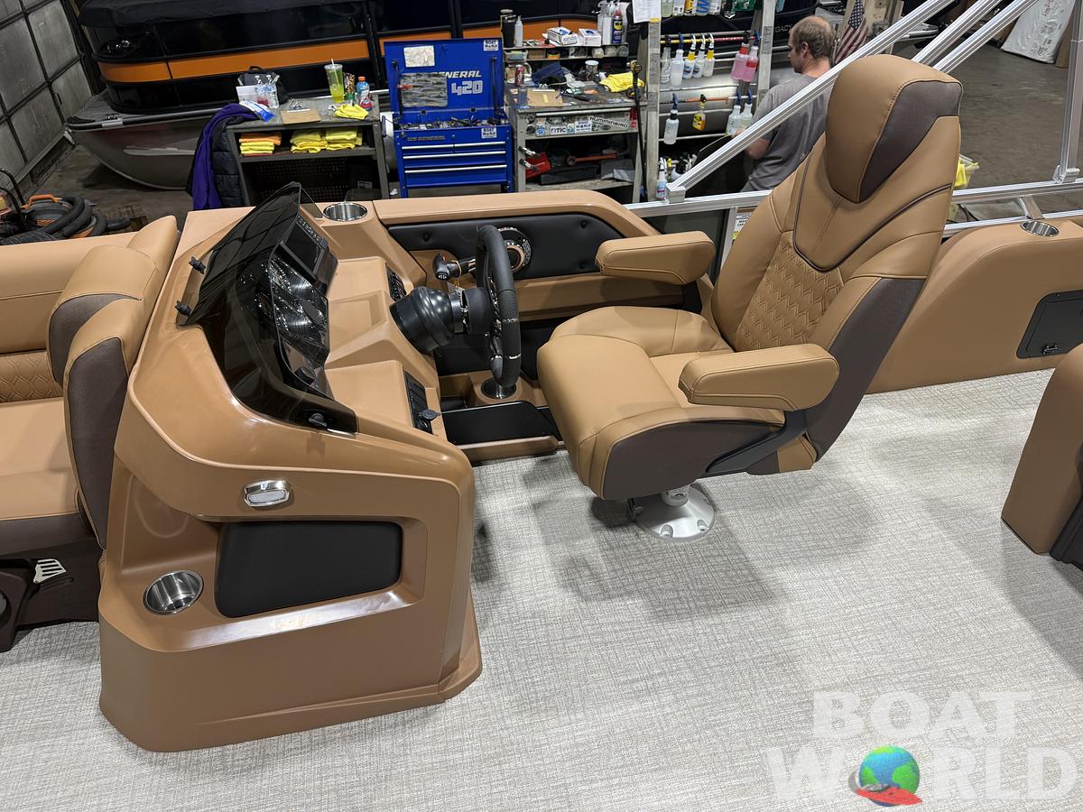 2026 Tahoe Pontoons LTZ 2385 Swingback (VRL) 