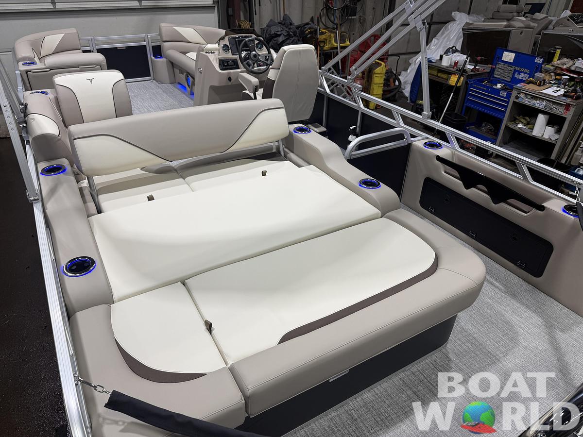 2026 Tahoe Pontoons Sport 2385 Swingback (VRB) Tritoon