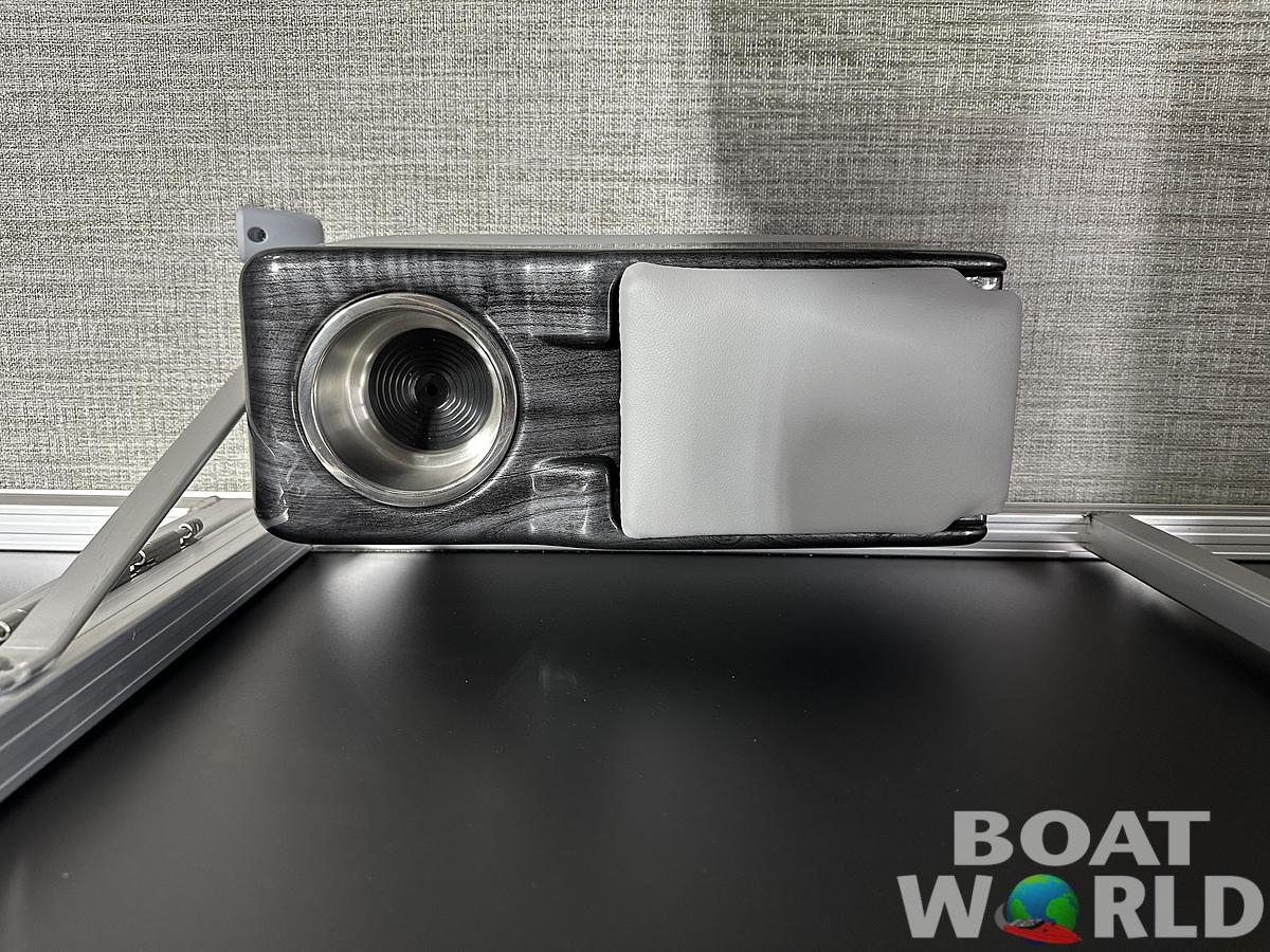 2025 Tahoe Pontoons LTZ 2385 Quad Lounge Tritoon & Honda 4-Stroke EFI