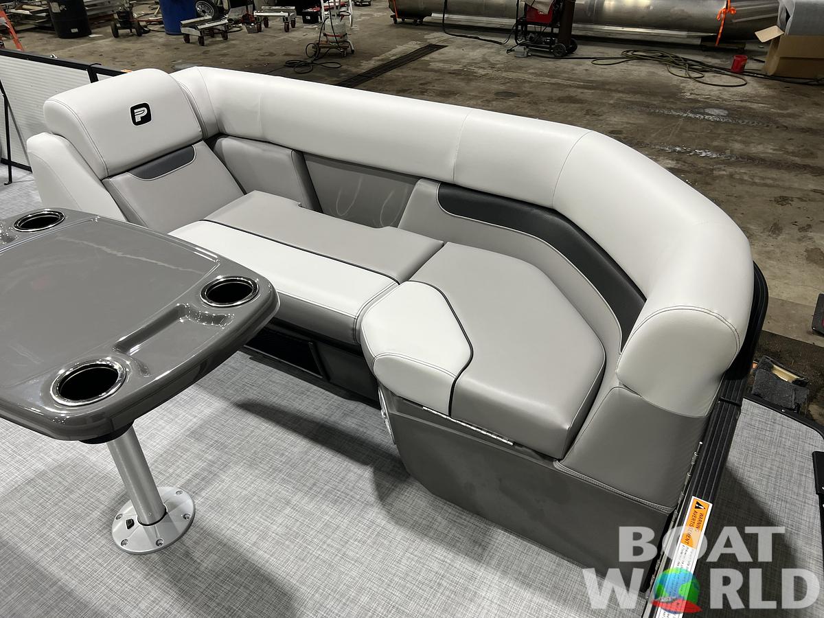 2026 Princecraft Vectra 23 RL SS Swingback Pontoon