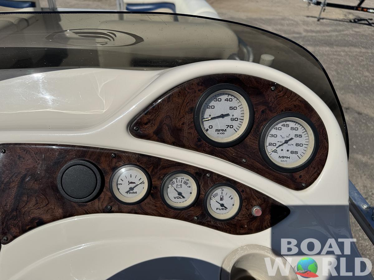 Used 2004 Fisher 220 Freedom Pontoon