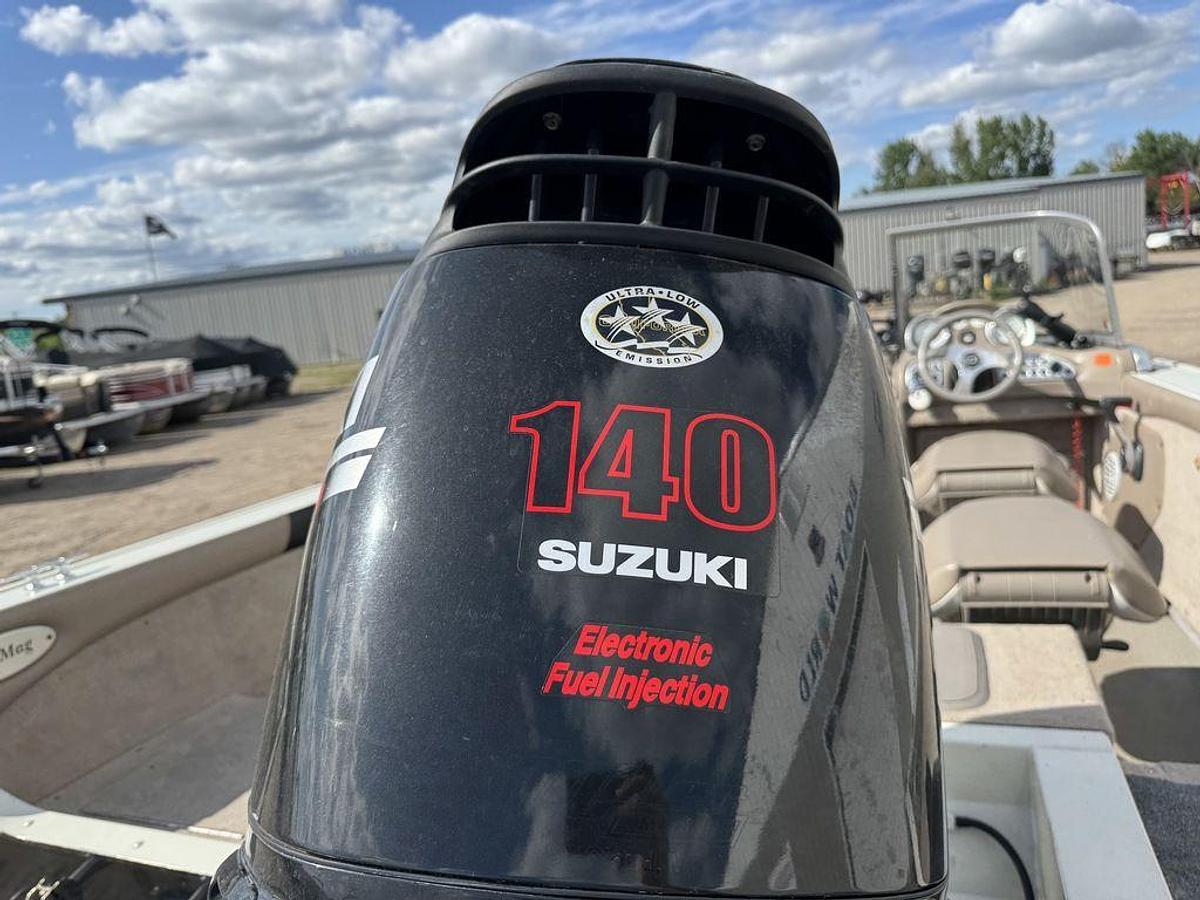 Used 2010 Smoker Craft Pro Mag 182