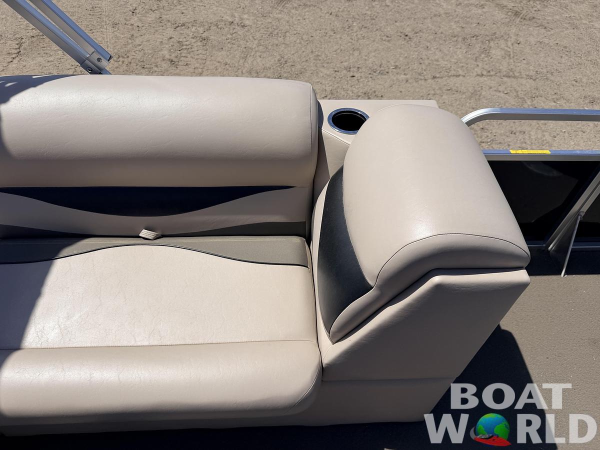 Used 2013 Qwest 7516 Adventure & 40HP Mercury 4Stroke - $16,995