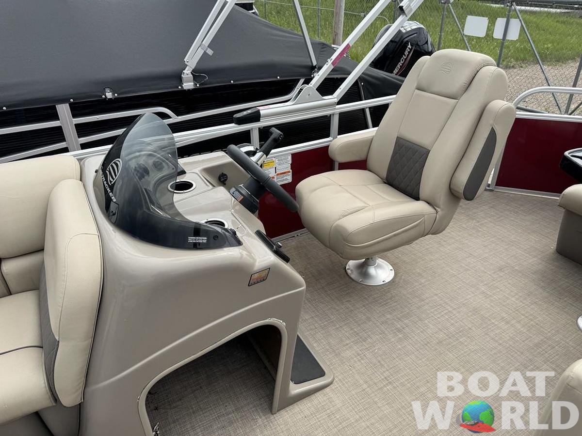 Used 2023 Sun Tracker Party Barge® 20 DLX