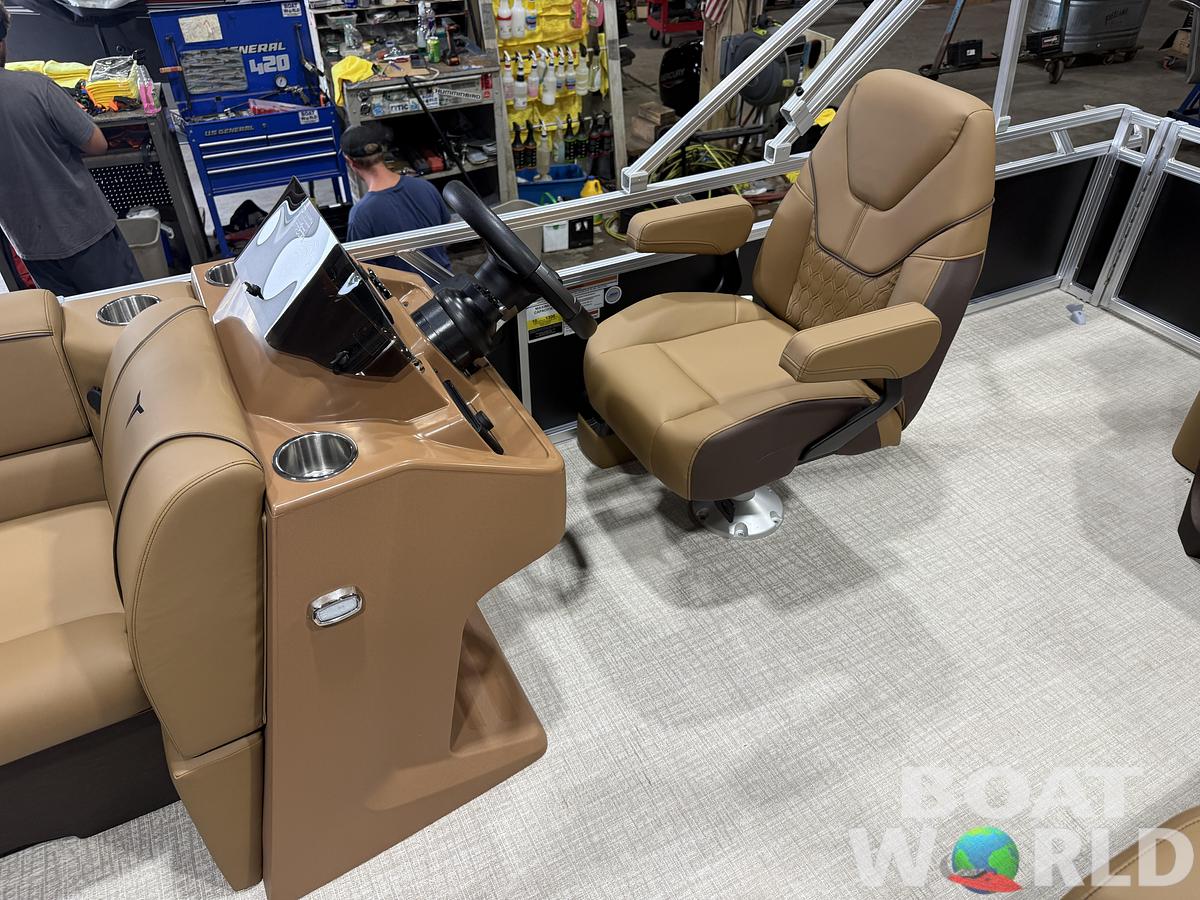 2027 Tahoe Sport CRB 2180 Cruise Rear Bench Pontoon $30995