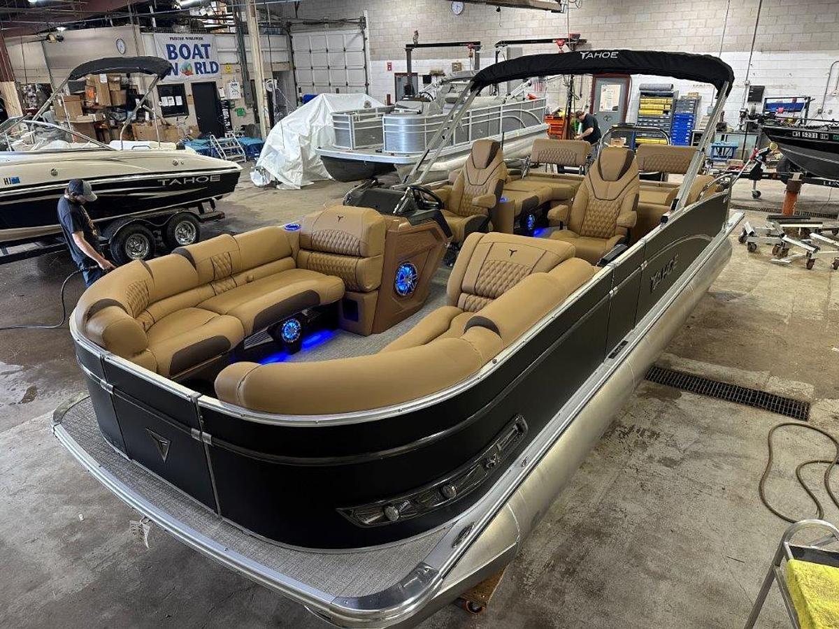 2025 Tahoe Pontoons Cascade 2385 Quad Lounge Shift SS Tritoon & Honda 4-Stroke EFI