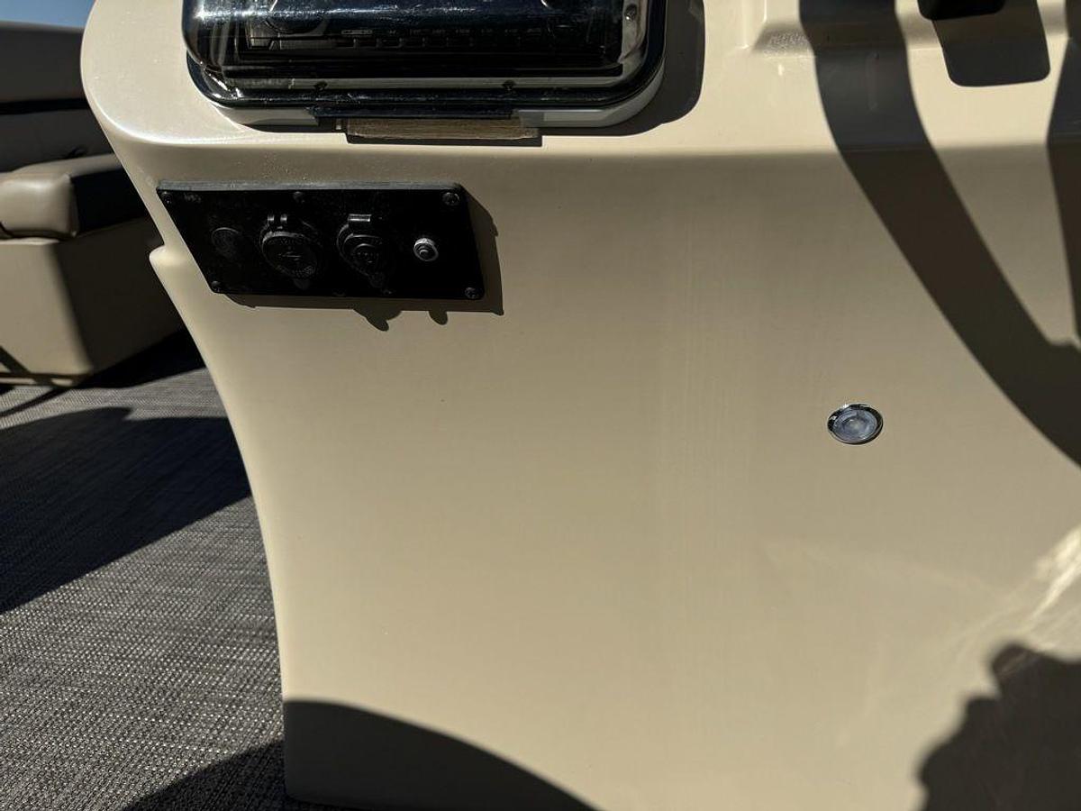 Used 2020 Sweetwater SW 2086 Cruise Pontoon with 70HP Yamaha 4-S EFI