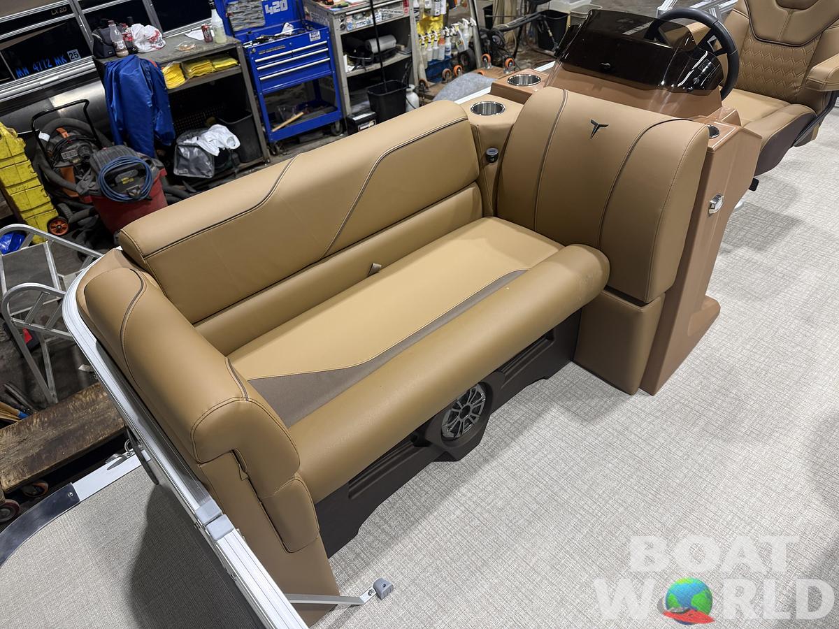 2026 Tahoe Pontoons Sport 2180 Swingback (VRB)