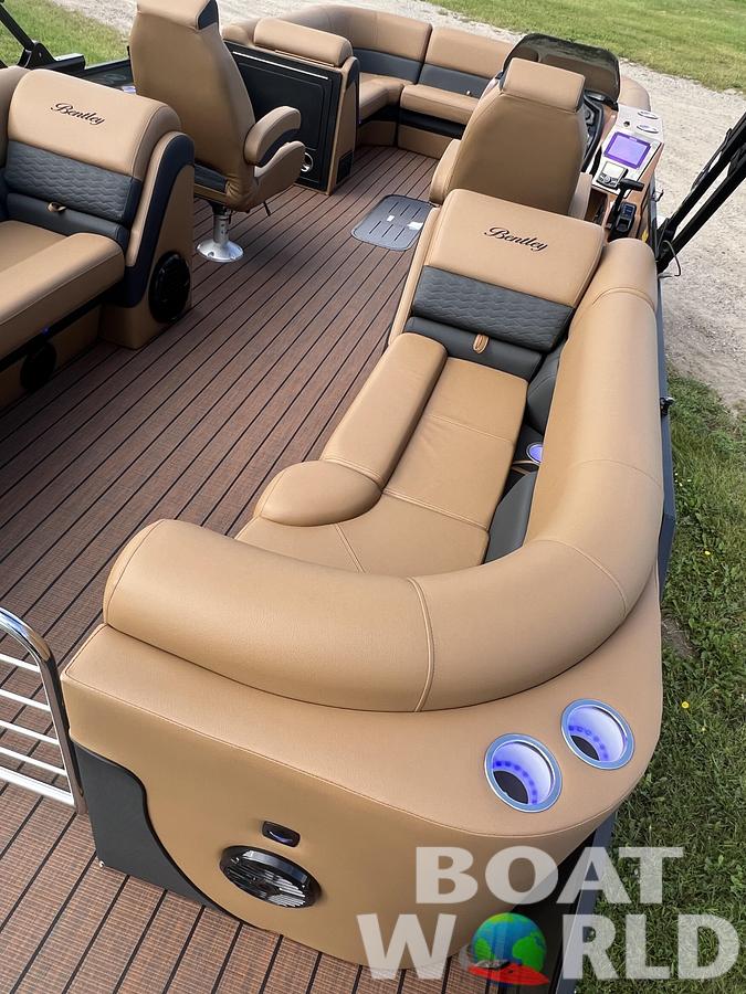2026 Bentley Pontoons Elite 223 Admiral Quad Lounge Tritoon