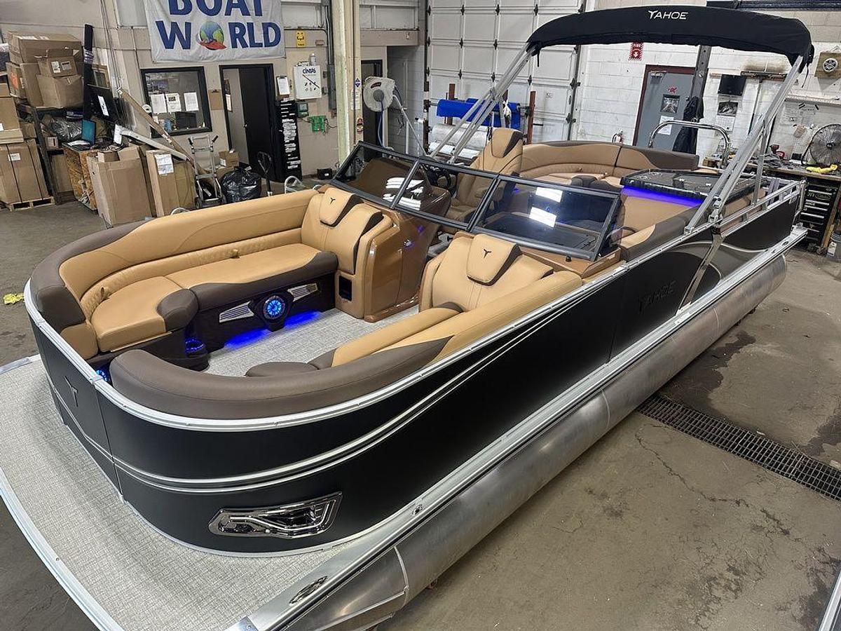 2025 Tahoe Pontoons LTZ 2385 Elite Cruise Windshield Tritoon & Honda 4-Stroke EFI