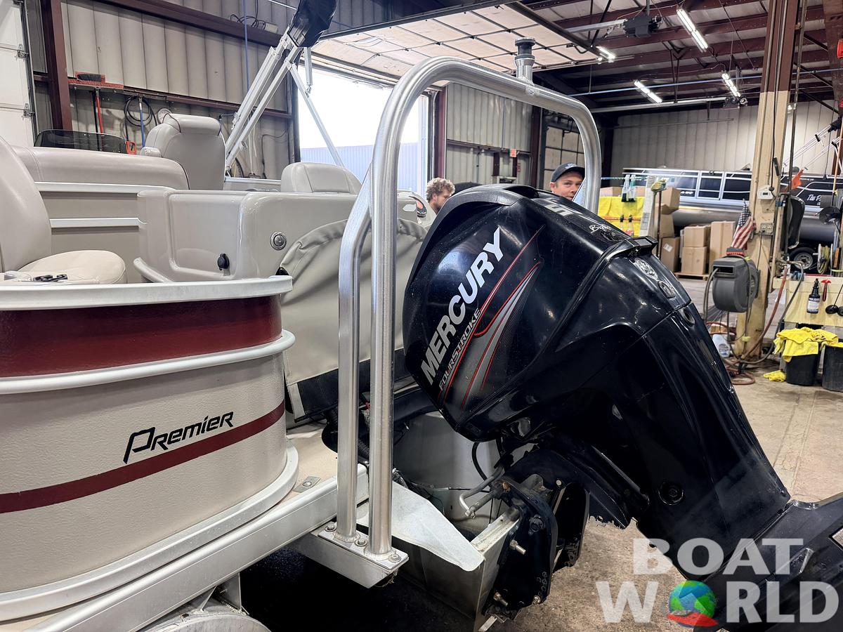 Used 2014 Premier 221 Gemini Fish n Cruise & 50HP Mercury 4Stroke -$19,995