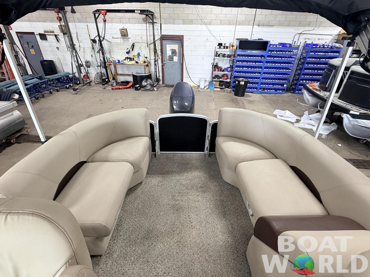 Used 2016 Weeres 220 Legacy & 90HP Yamaha 4Stroke -$19,995