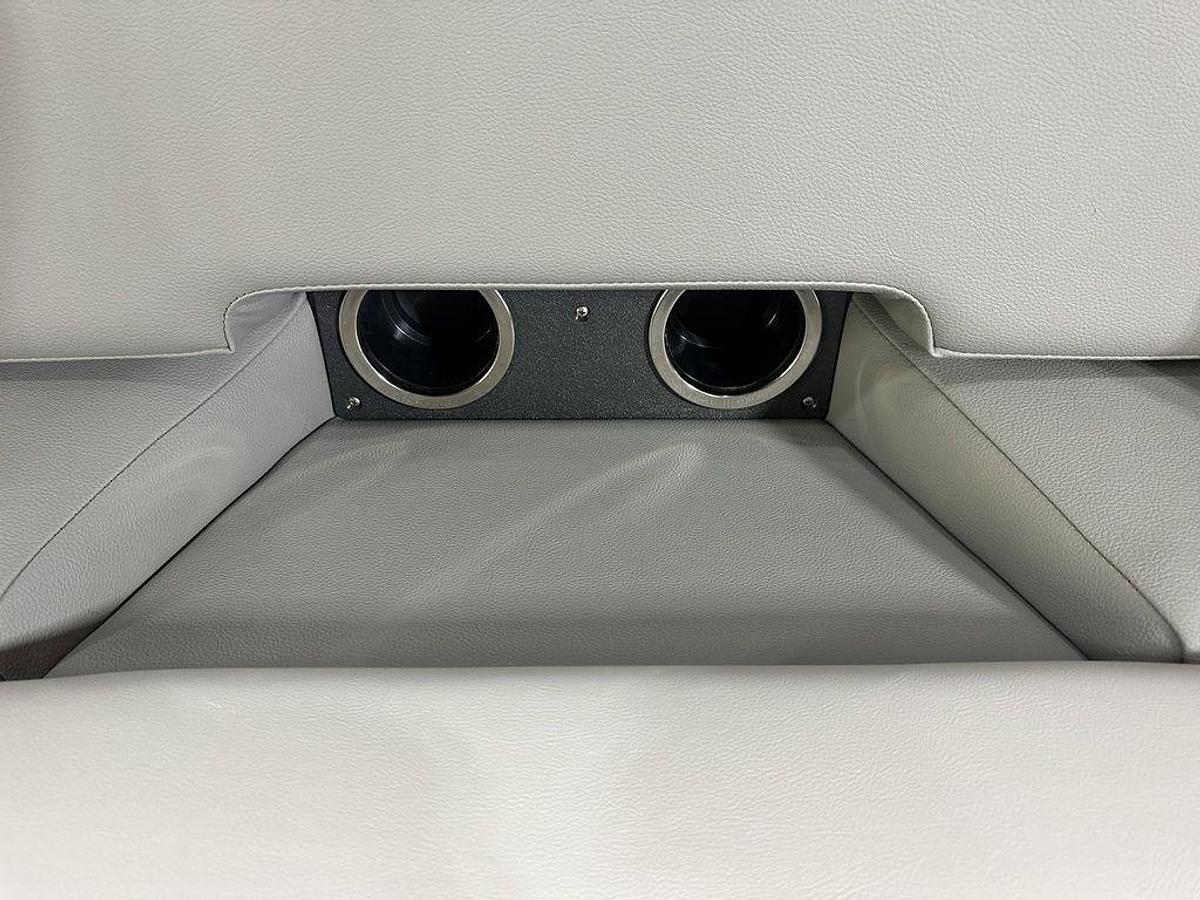 2025 Princecraft Vectra 23 RL Swingback Lounge Pontoon & Mercury 4-Stroke EFI