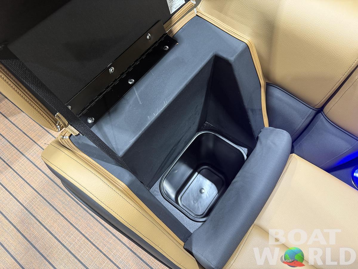 2026 Bentley Pontoons Elite 223 Swingback Tritoon & 200HP 