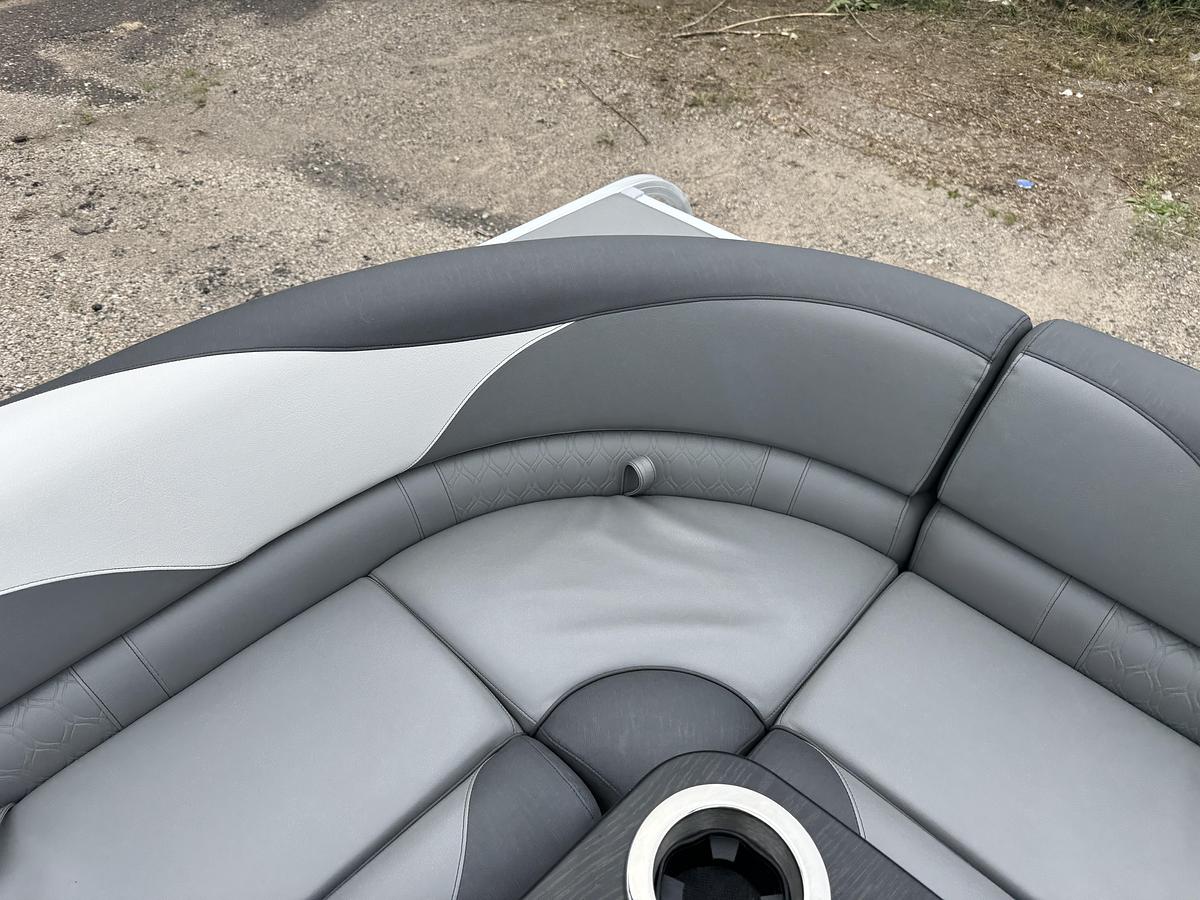 Used 2023 Tahoe Pontoons LTZ 2385 Elite Cruise & Honda 115HP 4-Stroke EFI