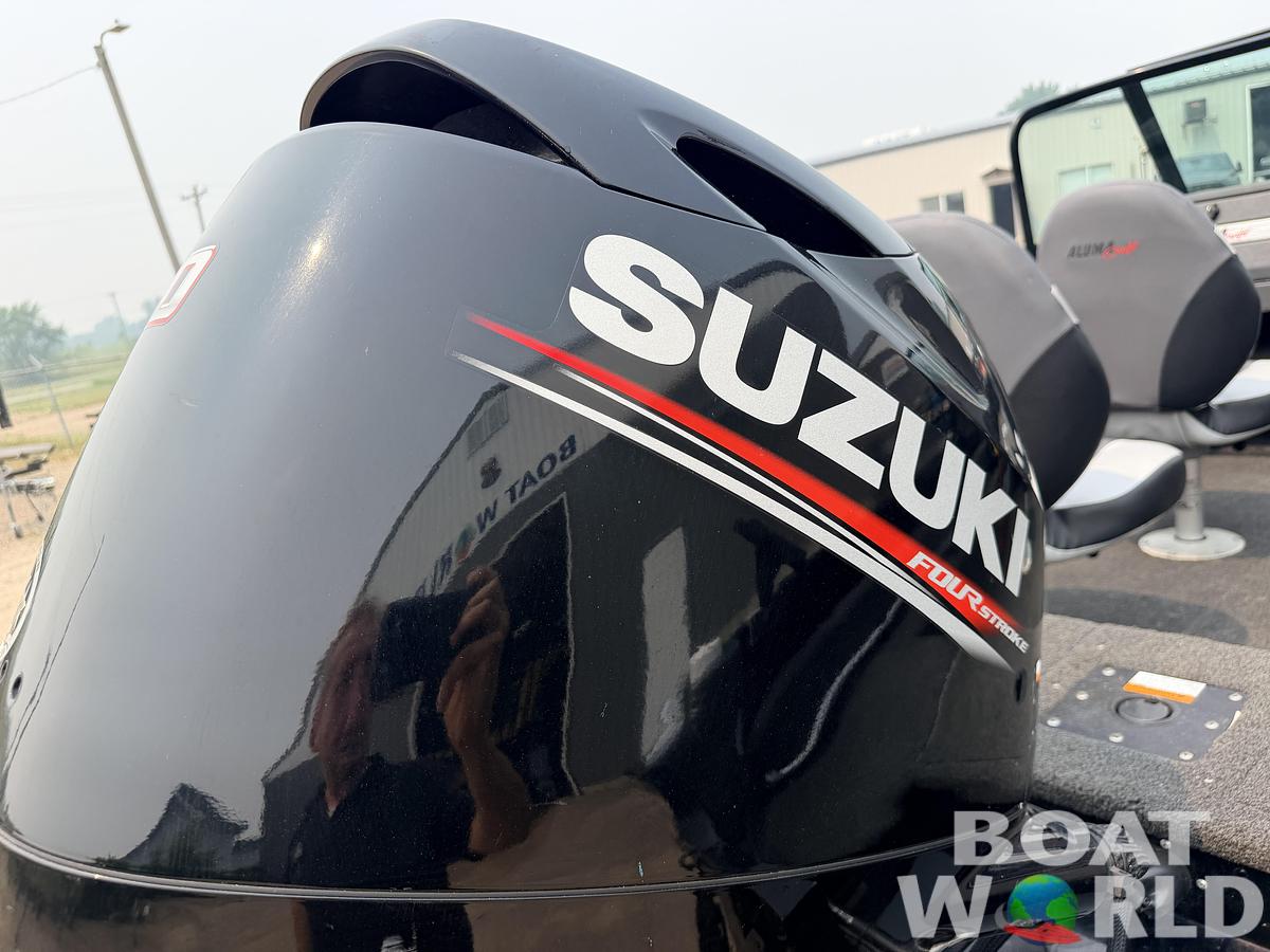 Used 2017 Alumacraft Competitor 165 Sport & 90HP Suzuki 4Stroke -$24,995