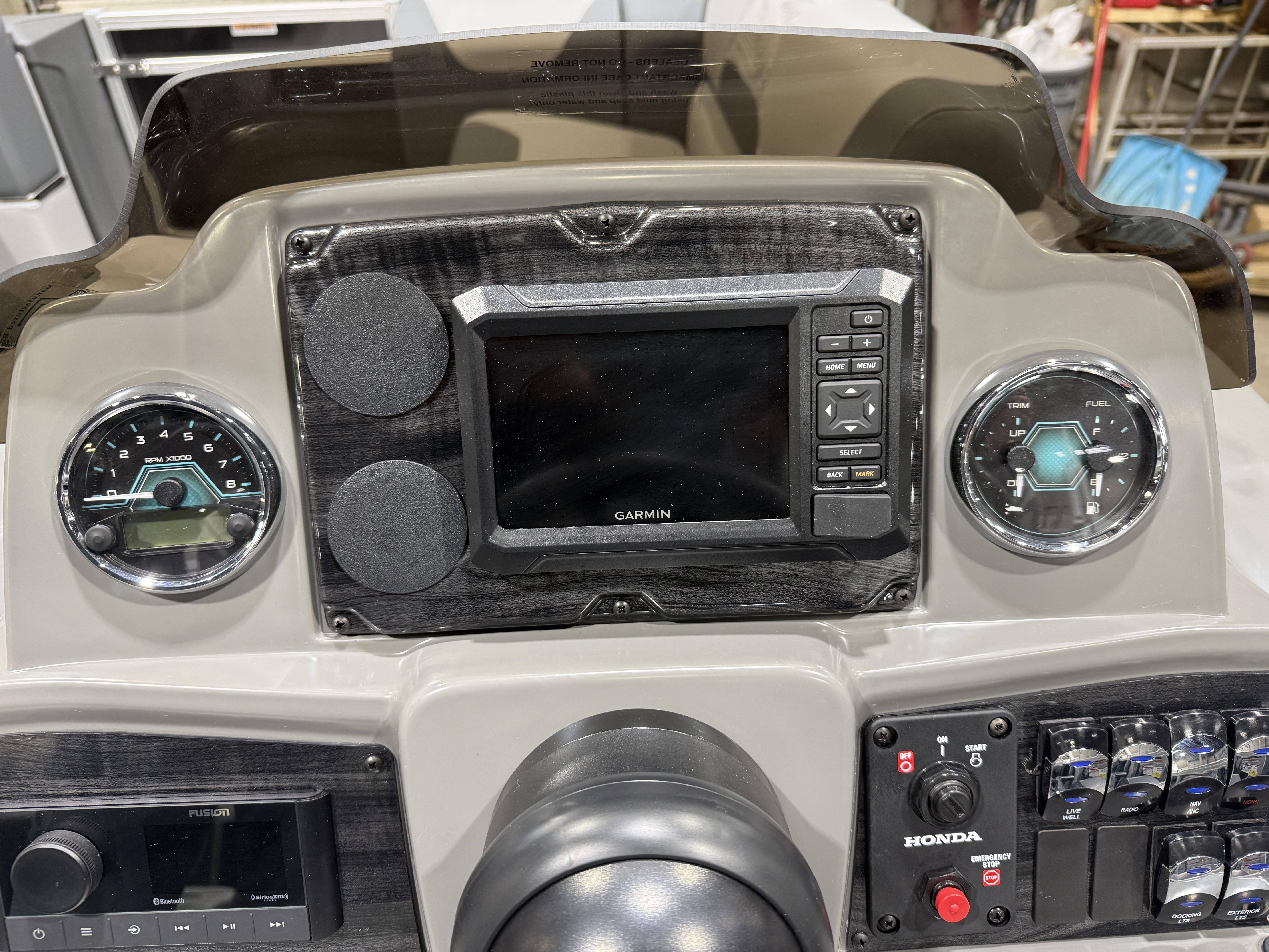 2026 Tahoe Pontoons GEOfish 2385 Rear Fish 