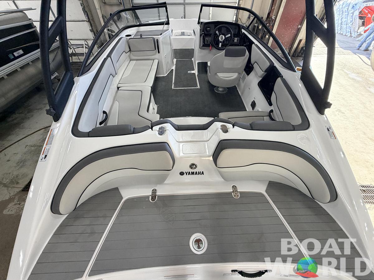 Used 2023 Yamaha AR 190