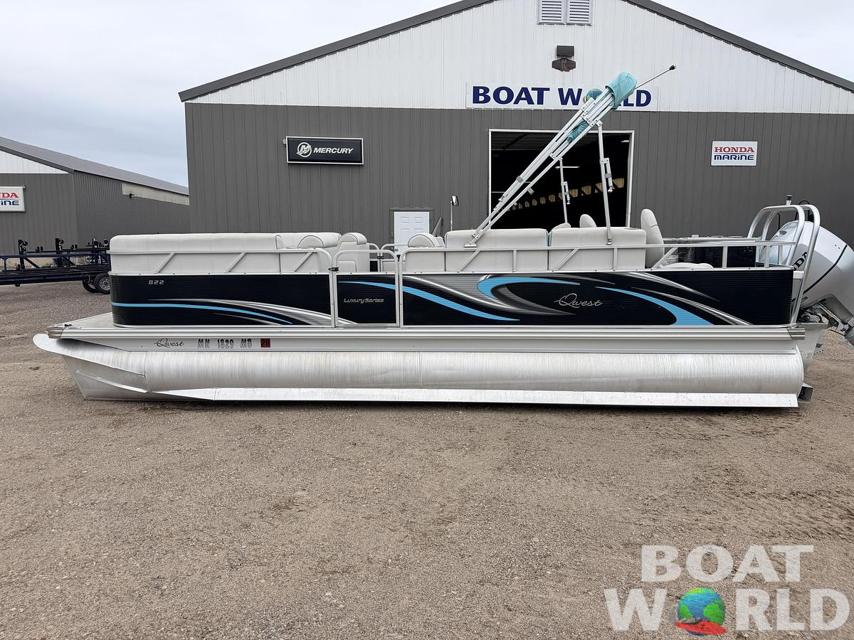 Used 2019 Qwest 822 LS Tritoon & 150HP Honda 4Stroke -$29,995
