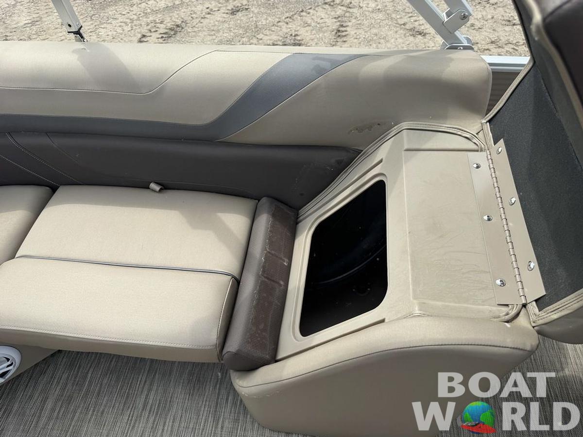 Used 2021 Bennington 22 SSR Pontoon