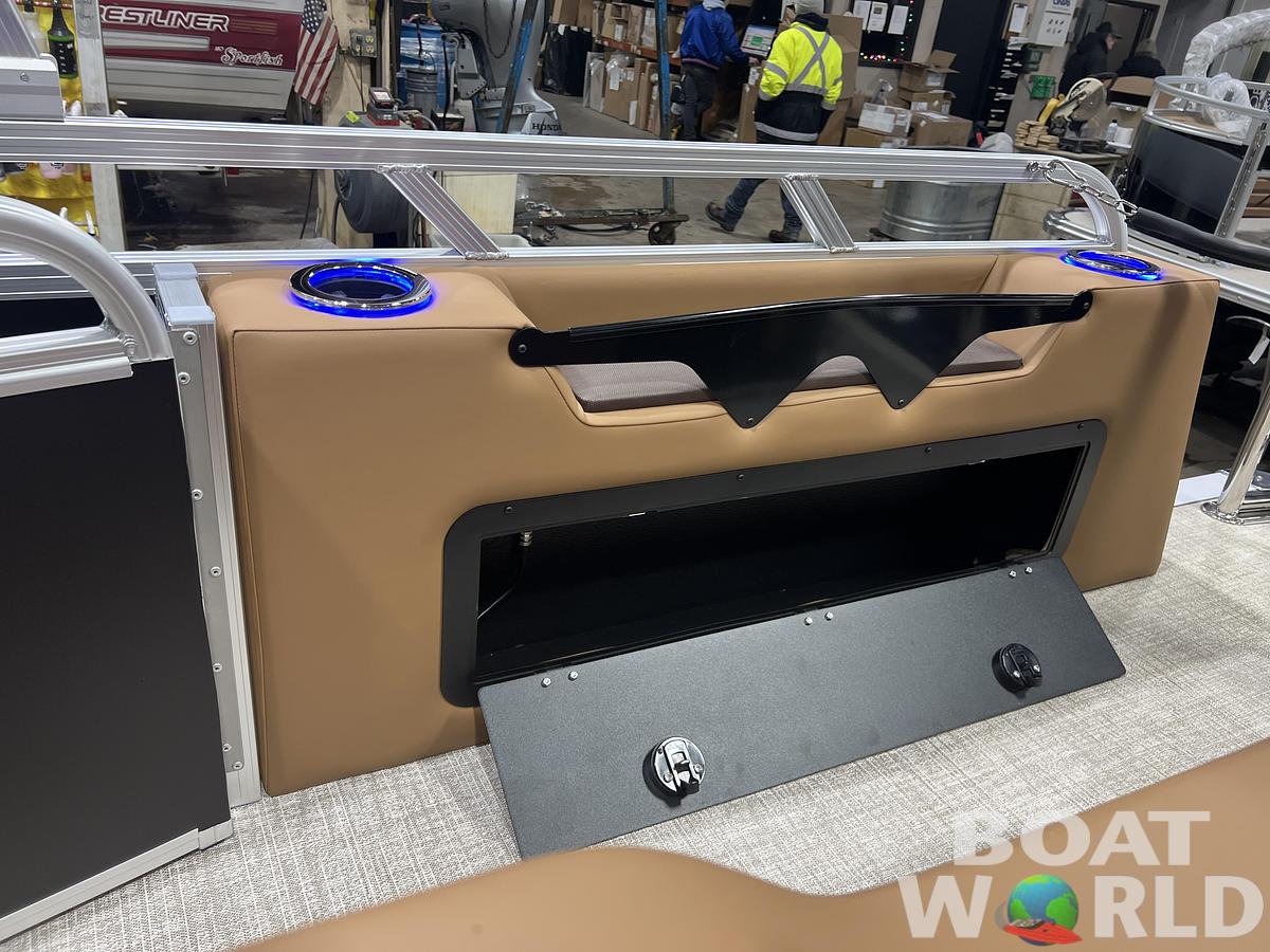 2026 Tahoe Pontoons LTZ 2385 Swingback (VRB) Windshield Tritoon