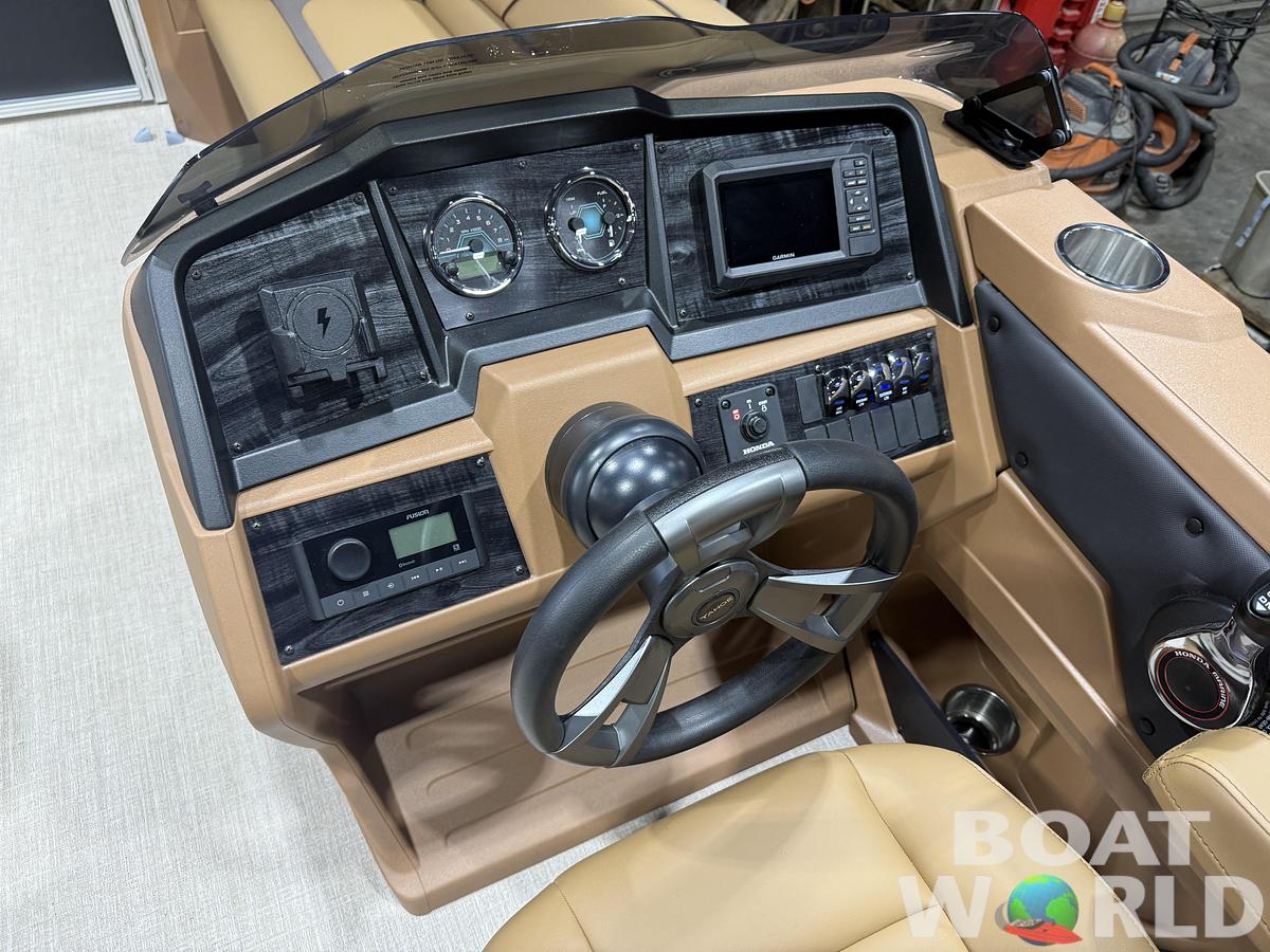 2027 Tahoe Sport Rear Fish 2385 & 4-Stroke $37995