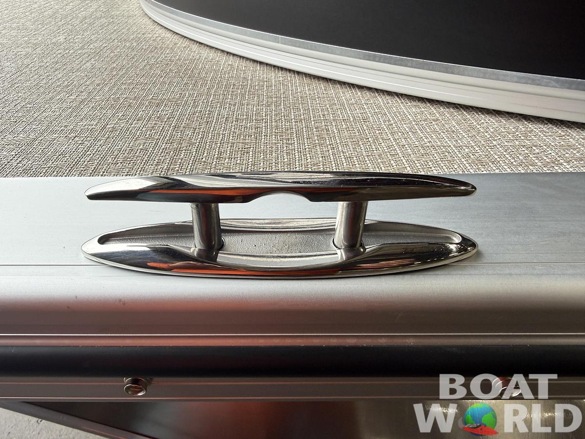 2026 Tahoe Pontoons LTZ 2385 Quad Lounge Tritoon