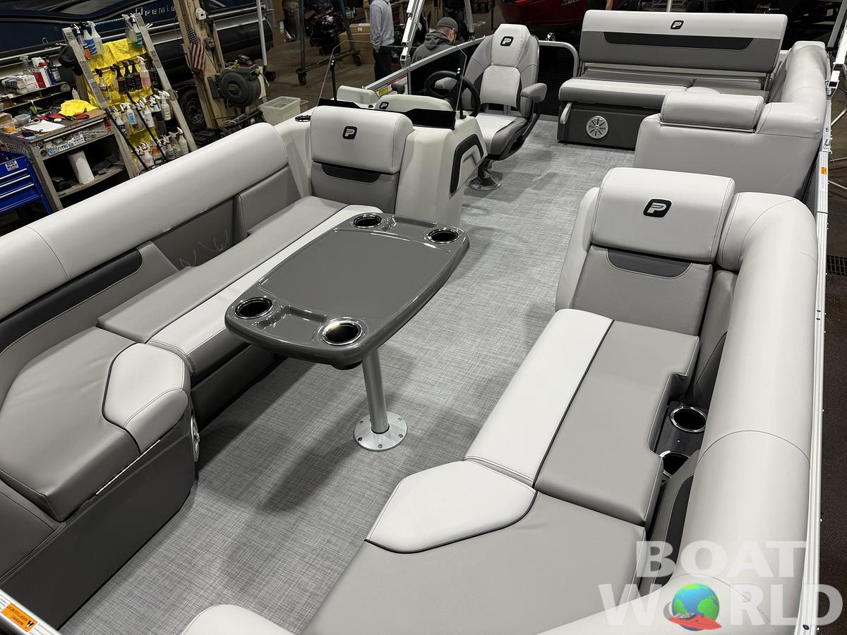 2026 Princecraft Vectra 23 RL Long Lounge Swingback Tritoon 