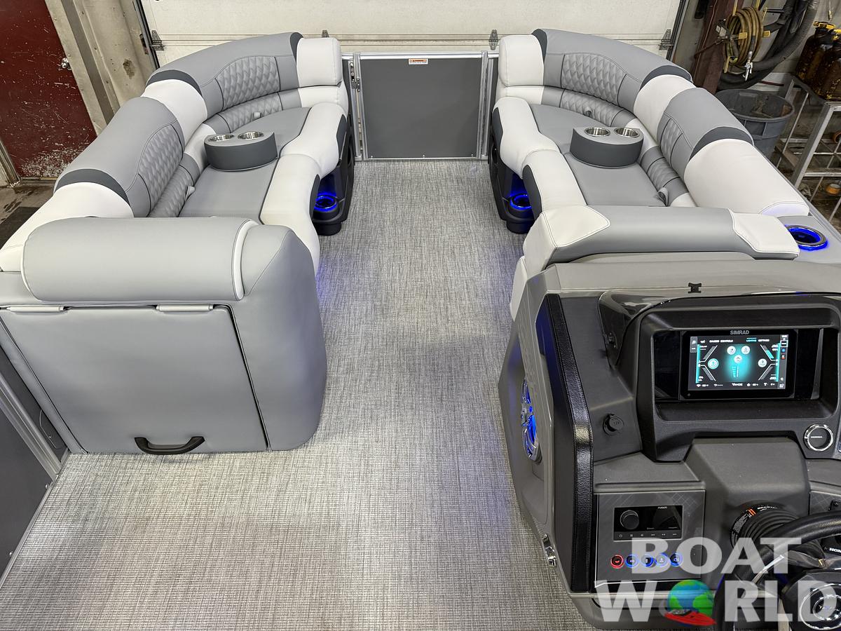 2025 Tahoe Pontoons Cascade 2385 Quad Lounge Shift Flip Tritoon & Honda 4-Stroke EFI