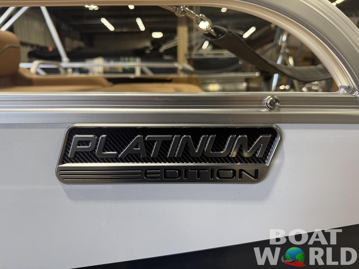 2026 Tahoe Sport VRB 2385 Swingback & 4-Stroke $34995