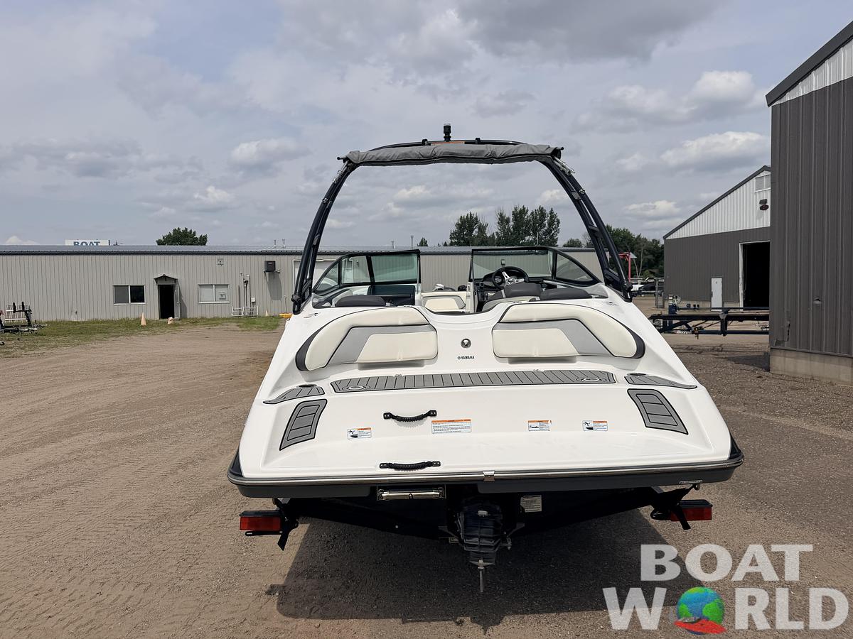 Used 2016 Yamaha AR192 Jet Boat 210HP Supercharged 1.8L & Single Axle Trailer -$29,995