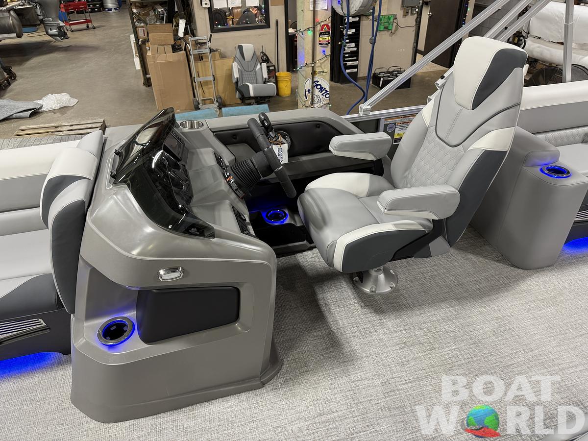 2025 Tahoe Pontoons LTZ 2385 Elite Cruise Tritoon & Honda 4-Stroke EFI