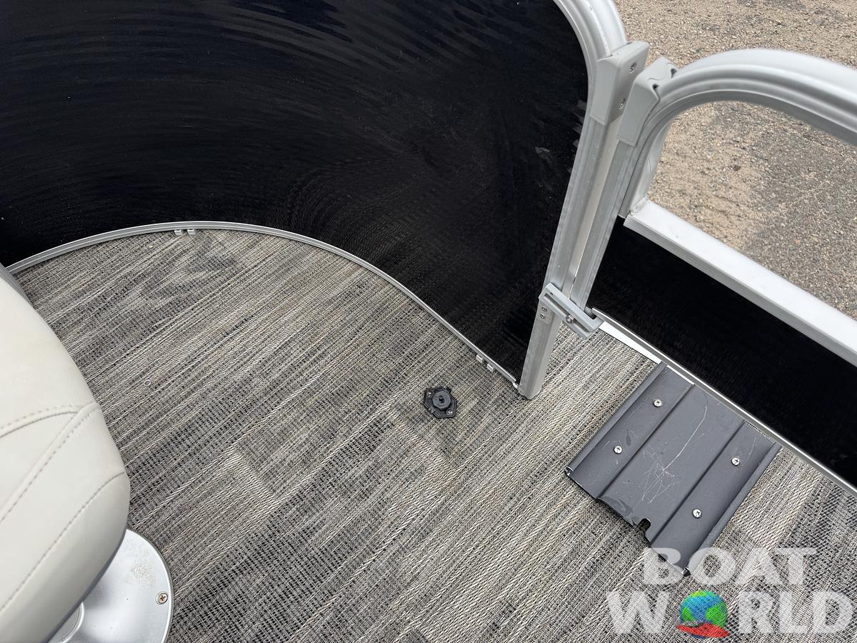 Used 2021 Sweetwater  2086 FX Pontoon