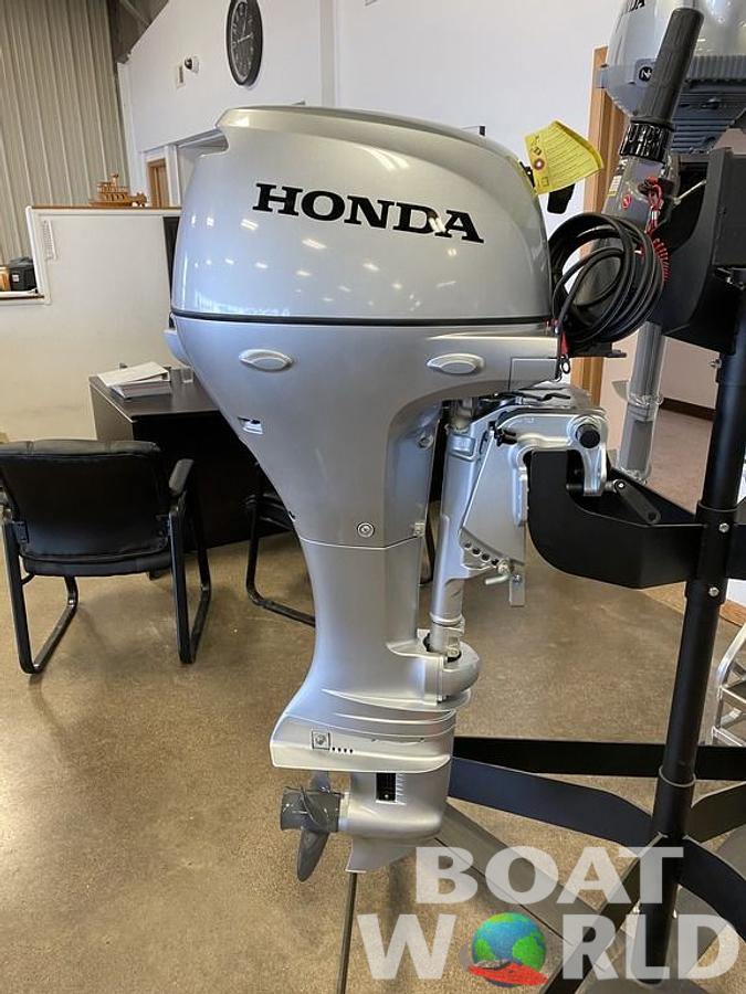 2025 Honda Marine 15HP 4-Stroke Tiller Outboard