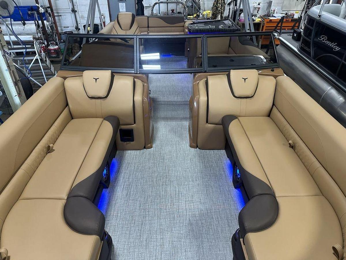 2025 Tahoe Pontoons LTZ 2385 Elite Cruise Windshield Tritoon & Honda 4-Stroke EFI
