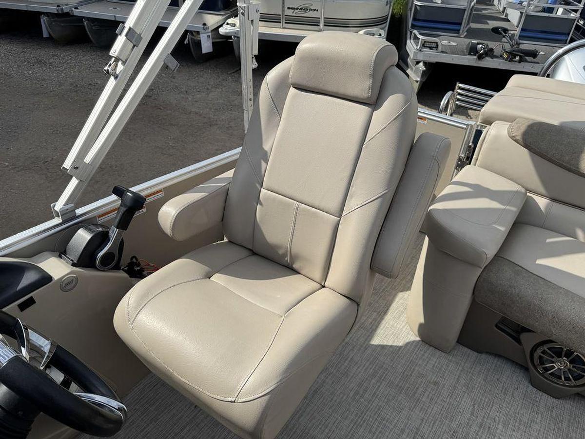 Used 2019 Tahoe Pontoons Cascade 2385 Cruise Pontoon