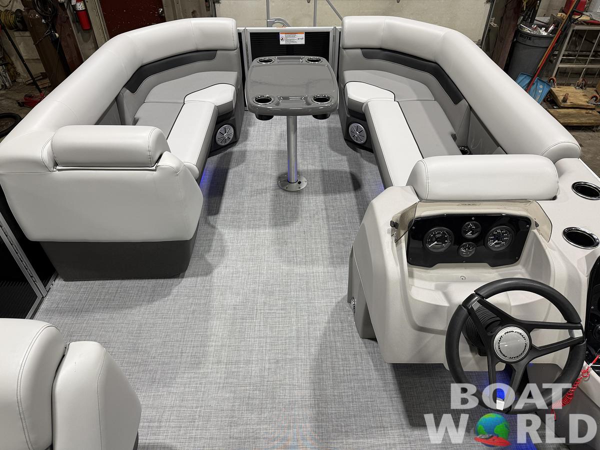 2025 Princecraft 23' Swingback & 150HP 