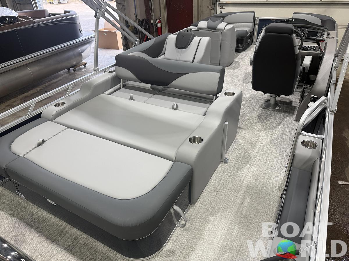 2026 Tahoe Pontoons LTZ 2385 Swingback (VRB) 