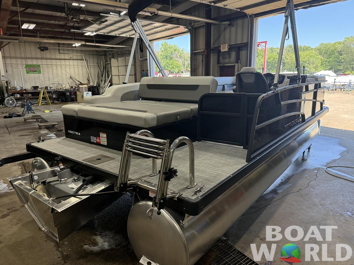 2026 Princecraft Vectra 21 RL Swingback Lounge $31995