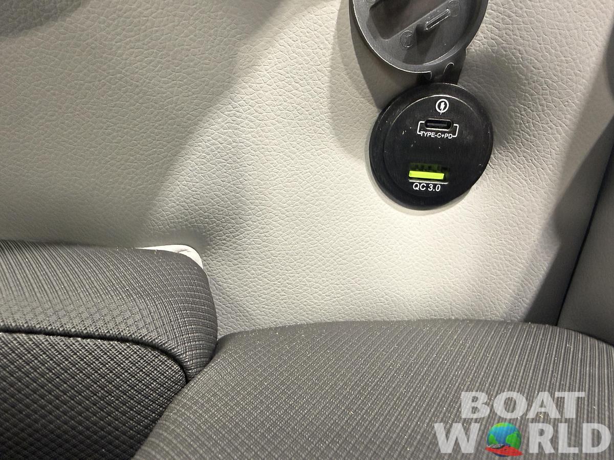 2026 Tahoe Pontoons Sport 2185 Swingback (VRB)